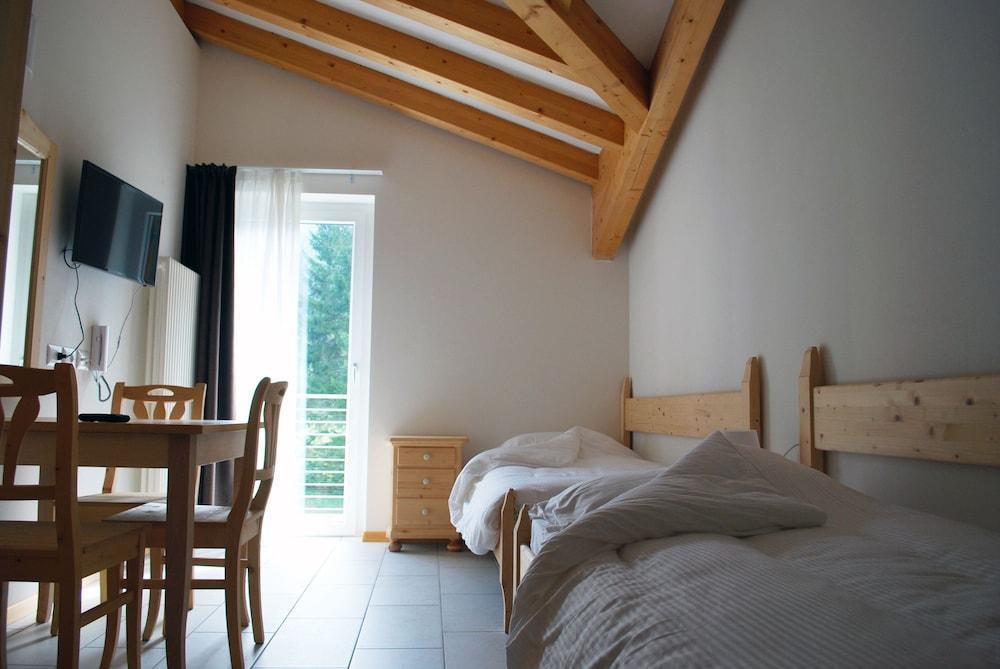 Hotel Elbele Garni Folgaria Zewnętrze zdjęcie